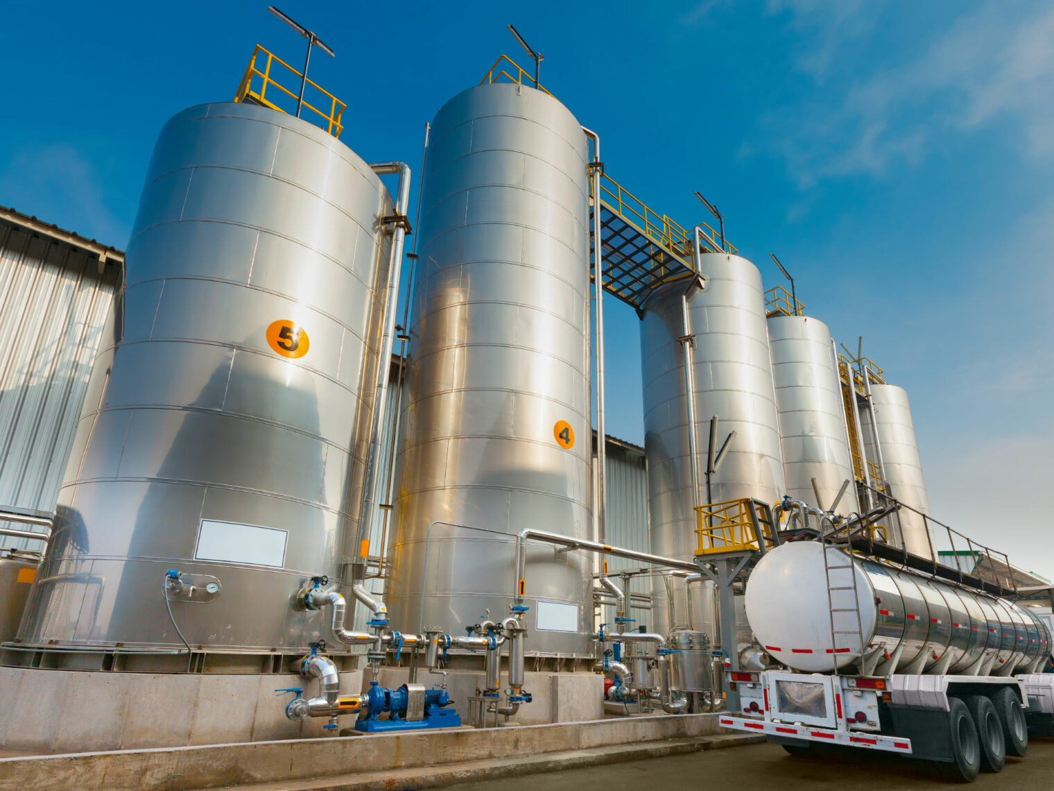 Foodcom rozszerza ofertę o kolejne surowce chemiczne